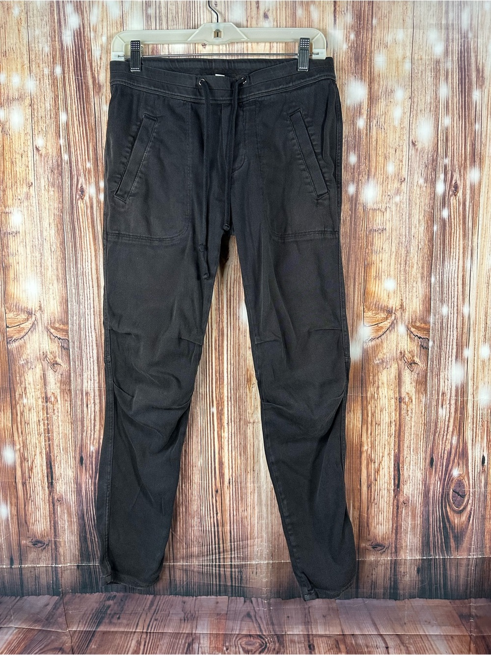 James Perse Soft Drape Utility Women’s Pant
Size 1 Dark Gray/ Black
